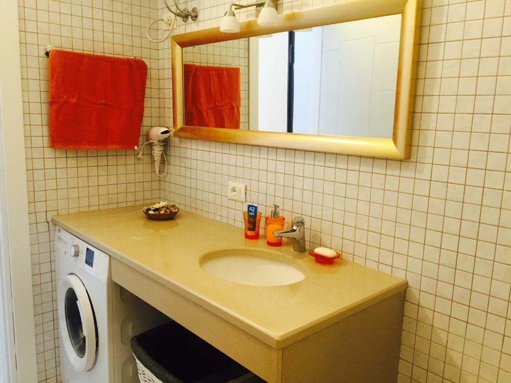 Melody Apartment Vlorë Esterno foto